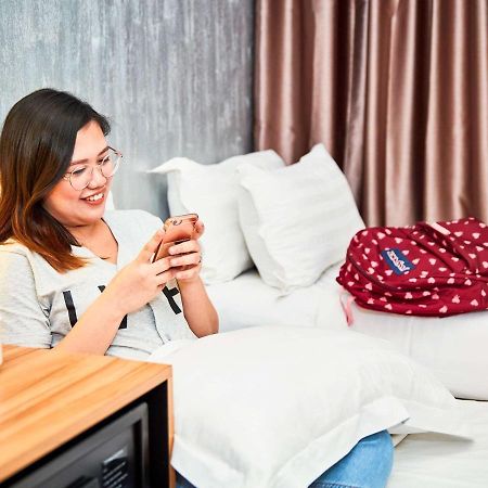Ibis Budget Singapore West Coast Экстерьер фото