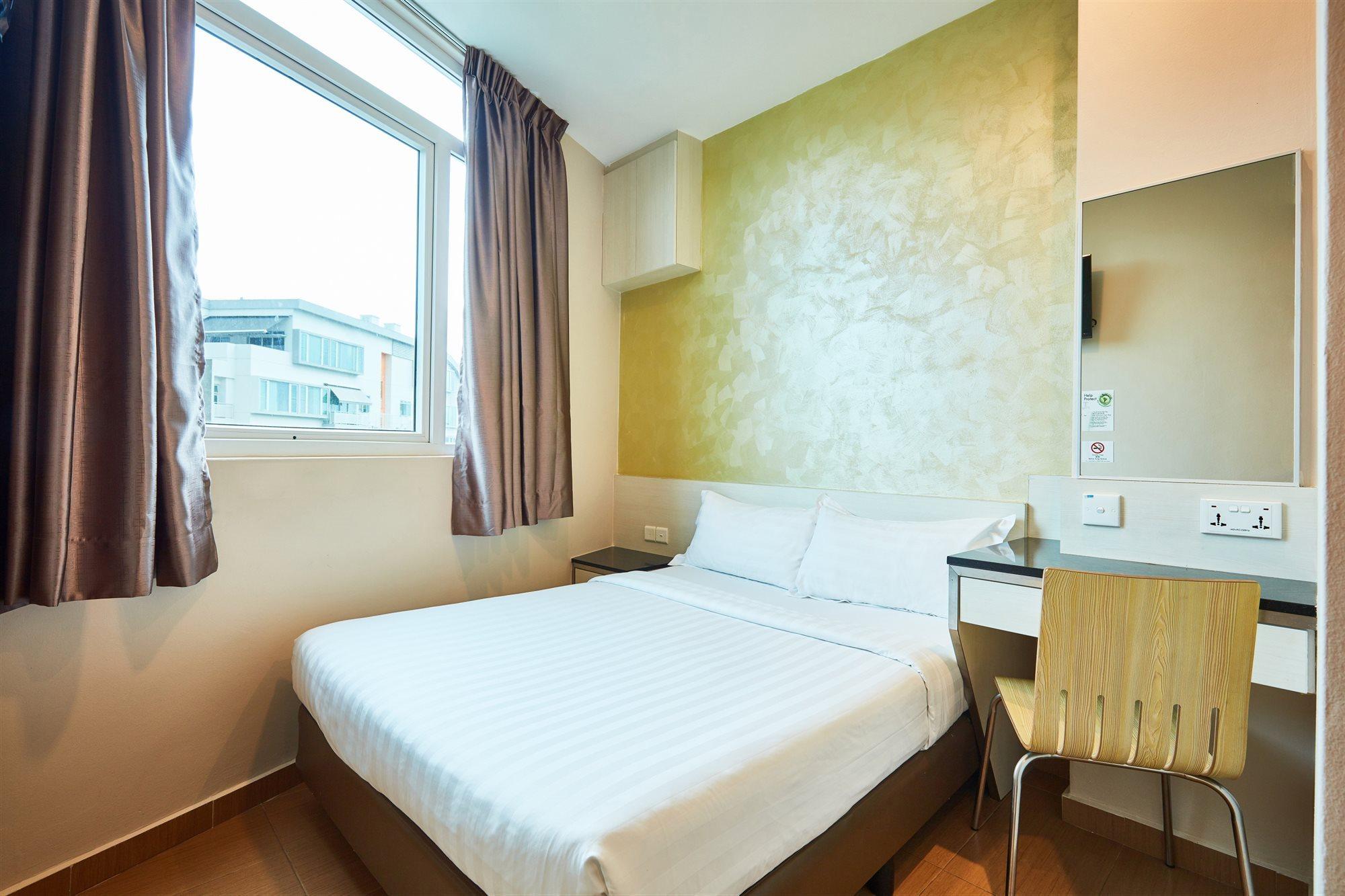 Ibis Budget Singapore West Coast Экстерьер фото